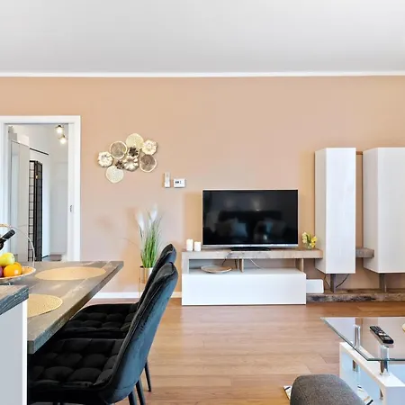 Karla & Jakov Apartman *