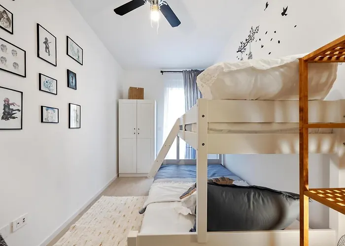 Karla & Jakov 希贝尼克