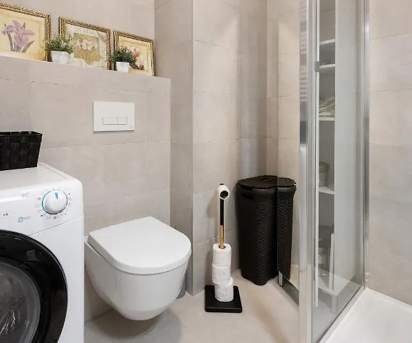 Karla & Jakov 希贝尼克